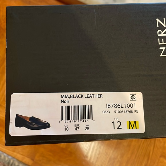 Naturalizer Mia Black Loafers Size 12 - Picture 4 of 14